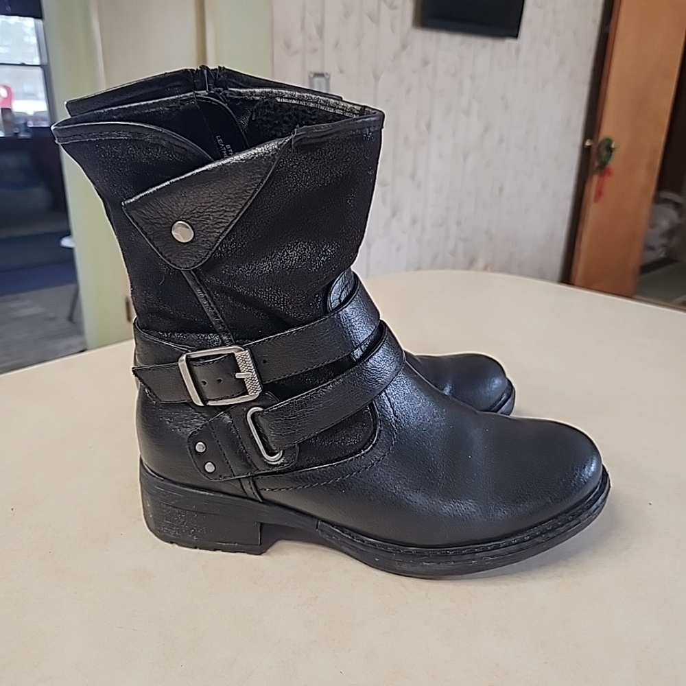 BearTraps Women's Winter Hailie Black Leather Boot Buckle Size 6.5 - Picture 4 of 10